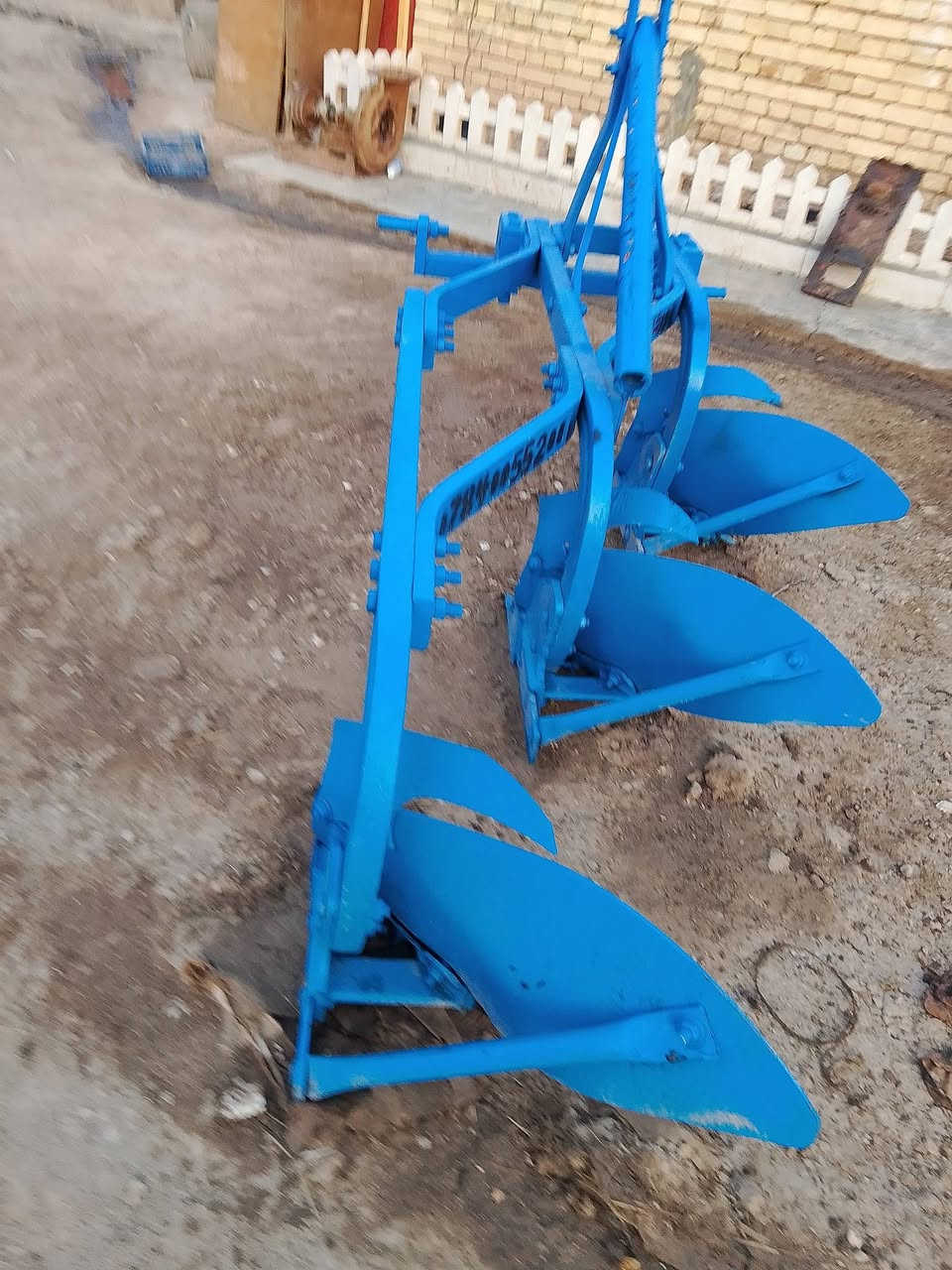 البيع فدان سلوم حجم 10 جديد  عنوان ميسان طريق الكحلاء  ***********
