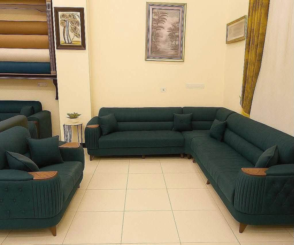 🛋️ تشكيلة قنفات فخمة وبأسعار تناسب الجميع ✨
إذا تدور على الراحة والأناقة، وصلت للمكان الصح!
✔️ تصاميم عصرية وكلاسيكية
✔️ خامات ممتازة وجودة مضمونة
✔️ ألوان ومقاسات متنوعة تناسب كل بيت
✔️ أسعار منافسة 

📍 للحجز أو الاستفسار راسلنا على الخاص. ***********
🚚 التوصيل متوفر حسب المنطقة.

خلّي بيتك أجمل بقنفة تجمع بين الفخامة والراحة. أهلاً وسهلاً بكم

