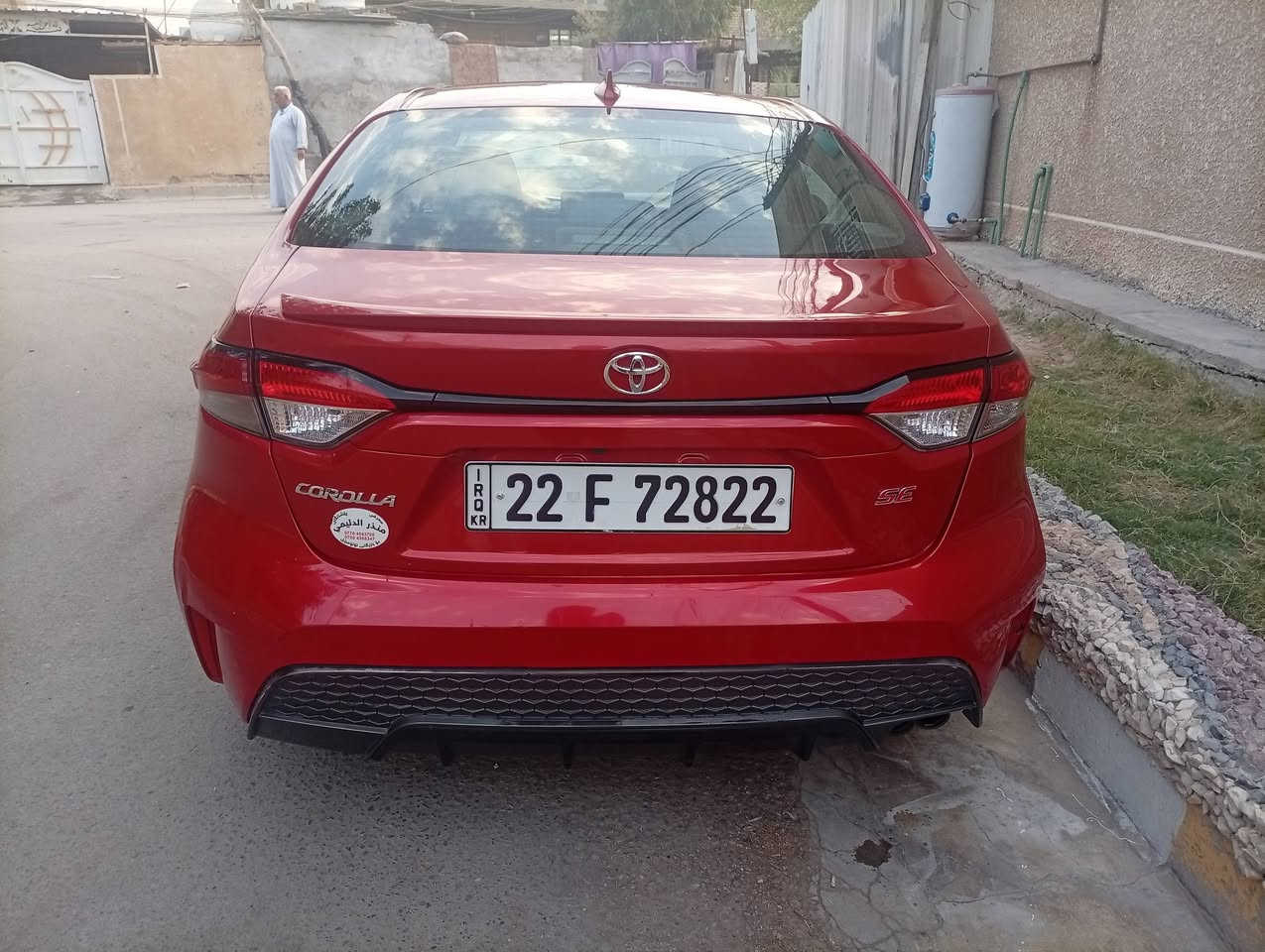 السلام عليكم 
كورلا ياباني اصلي وارد امريكي حادثها جاملغ وبنيد 
مواصفات SE 
مكينة 2000
منضومة تبريد كاملة جديدة 
تخم تاير جديد 
سونار جديد مرفق مع الصور 
رقم اربيل تريد تحويل او وكالة 
السعر 118
***********
