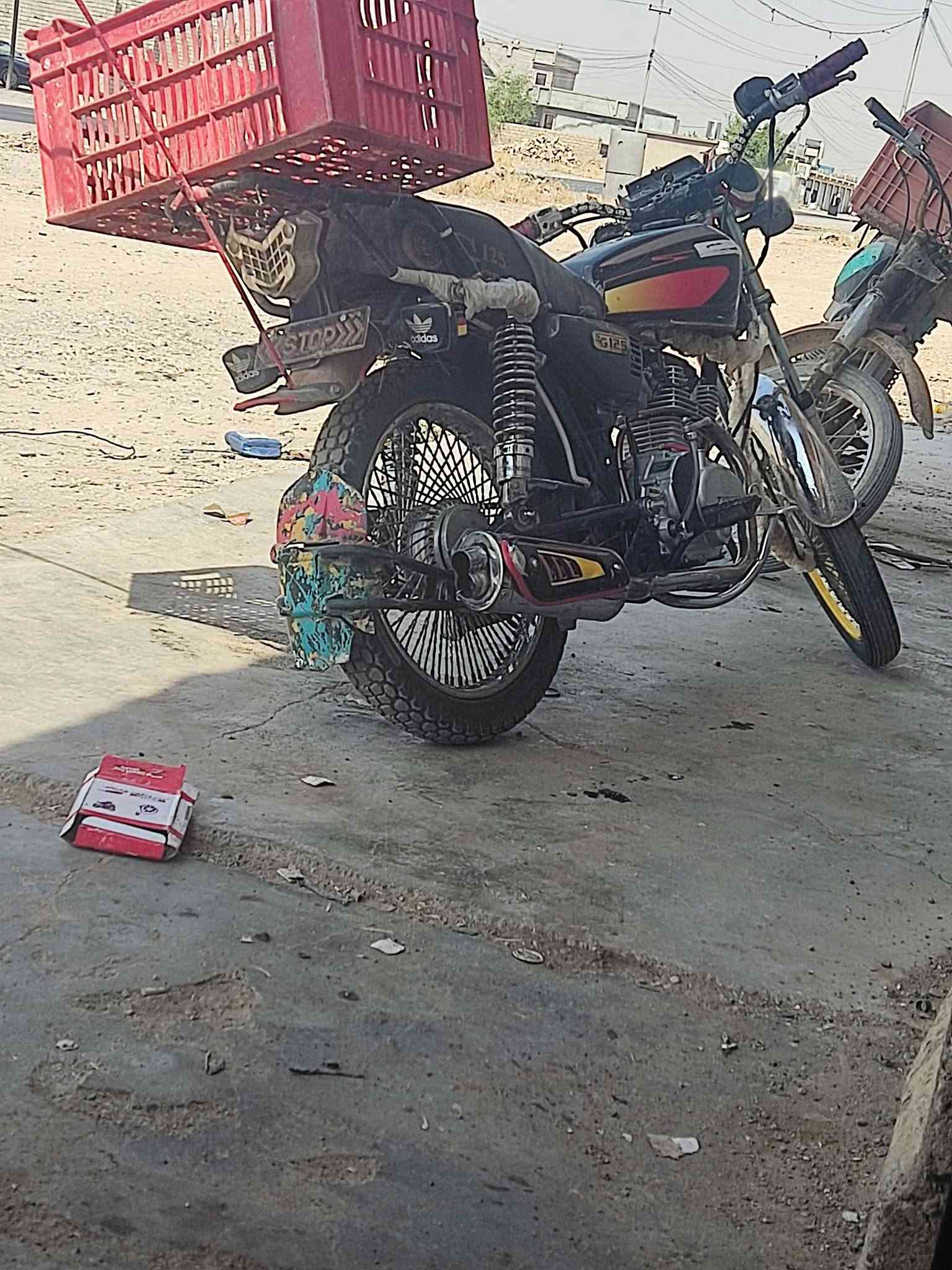 سلام عليكم تايكر موديل 20 نشاط فول محرك دمعه مابي لا صوت ولا صرف ماطور جاهز دبلاتت4 شغاله كهربائيات مثل ما واضح كله شغالة سعر 425 بي مجال قليل مكاني حاج علي رقم الهاتف ***********
