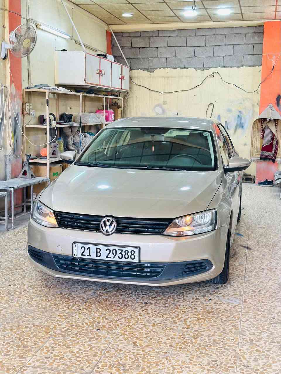 جيتا 2014 خليجي محرك 20 تنفس طبيعي 
السياره من الدعامية للدعامية مكفول بدون برغي نقص يعني تخيل زيت محرك كير بريك كلشي جديد كمبريسر تبريد المياه كلشي للبيع الي يريد يتصل جاملغين كلير وصبغ بنيد فقط  سيارة بسمي 

صعر//٩٥ بي مجال بصيط
***********
مكان كركوك كركوك, العراق
