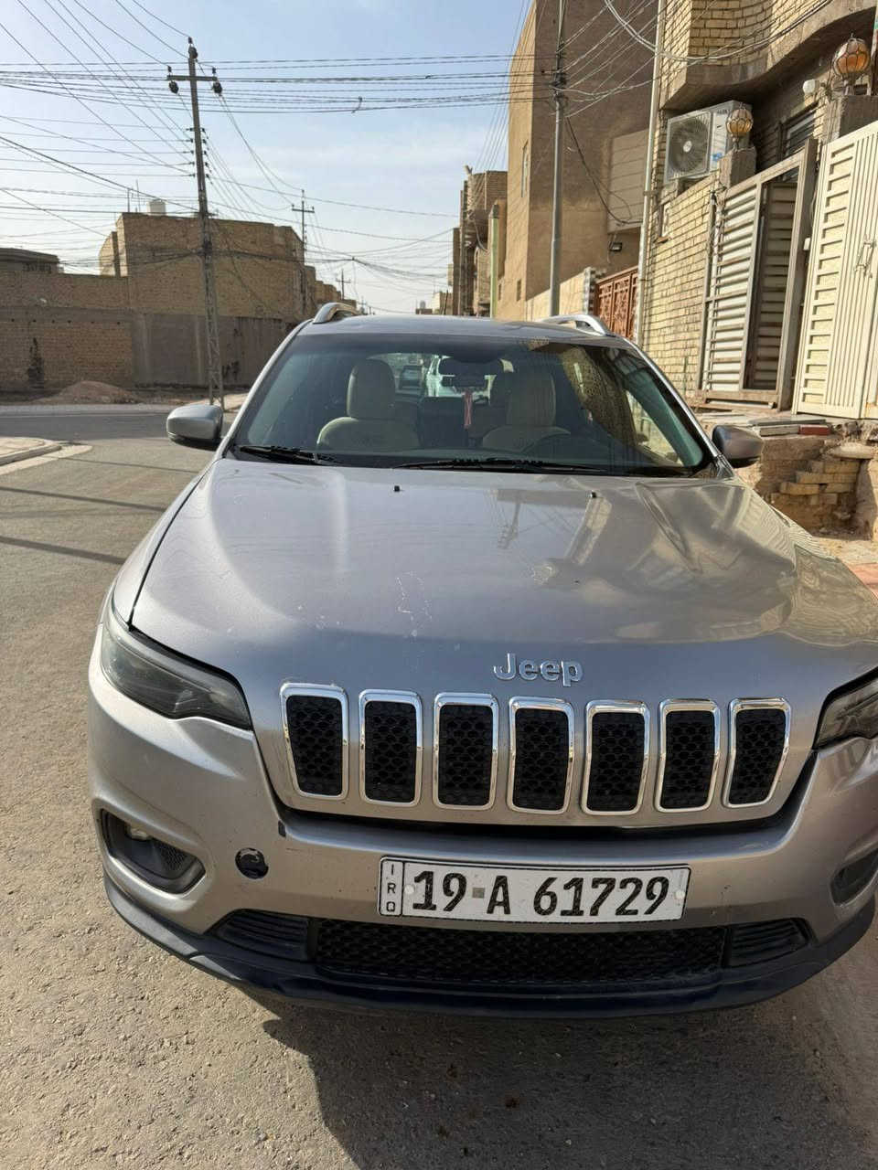 جيب بزون شيروكي
2019 البيع
رقم انكليزي ما شيه 128
125 وبيه مجال اتصال على هذا الرقم 
***********
