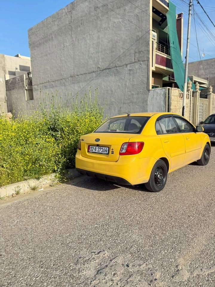 سلام عليكم كيا ريو موديل10 سياره بلا ضرر محرك وكير مال كصه ومنضومه تبريد كامله مبدله اله ثلج سياره حاهزه ربع متصرف عليها كبل ع شارع برغي ممفتوح بيها وضع شركه سعر108 وبيها مجال للتواصل ***********
