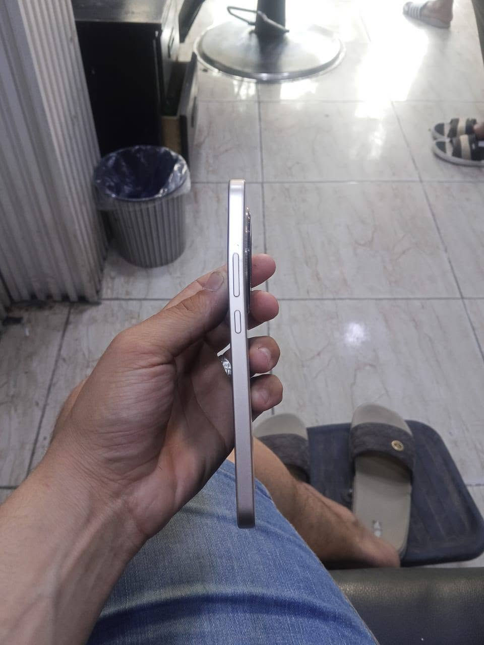 هونر اكس تسعة دي x9d
جهاز كامل مكمل ومابي اي خلل نظافة فول وممفتوح بلادي وكلش مرتب 
فقط شاصي بي عواج قليل ومماثر ابد ع اي شي ويعدلو 
كامل ملحقات كارتون وشاحنة وكفر 
مكاني بغداد الدورة 
رقمي ***********
سعرة ٤٣٥ الف بي مجال حك جيتك
