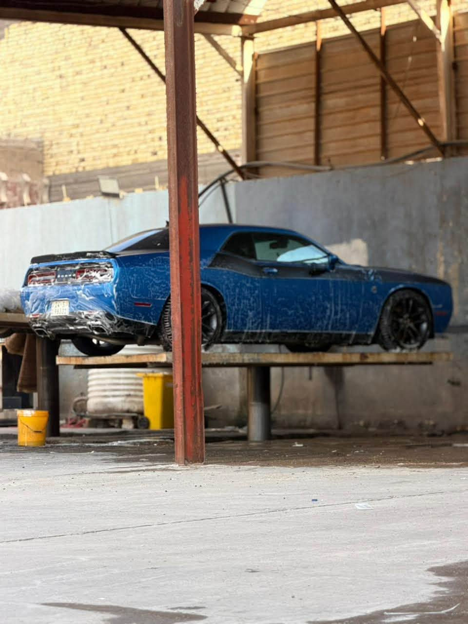 السلام عليكم   جالنجر للبيع موديل 2023 اسكات باك فول مواصفات دسك برونبو ماشيه 24 الف مكينه 6400 رقم دهوك تحويل مباشر للمشتري سياره بدون حادث سرقه فقط جاملغ وبنيد شرط السونار مكان السياره ناصريه مركز المحافظه للاستفسار .***********
