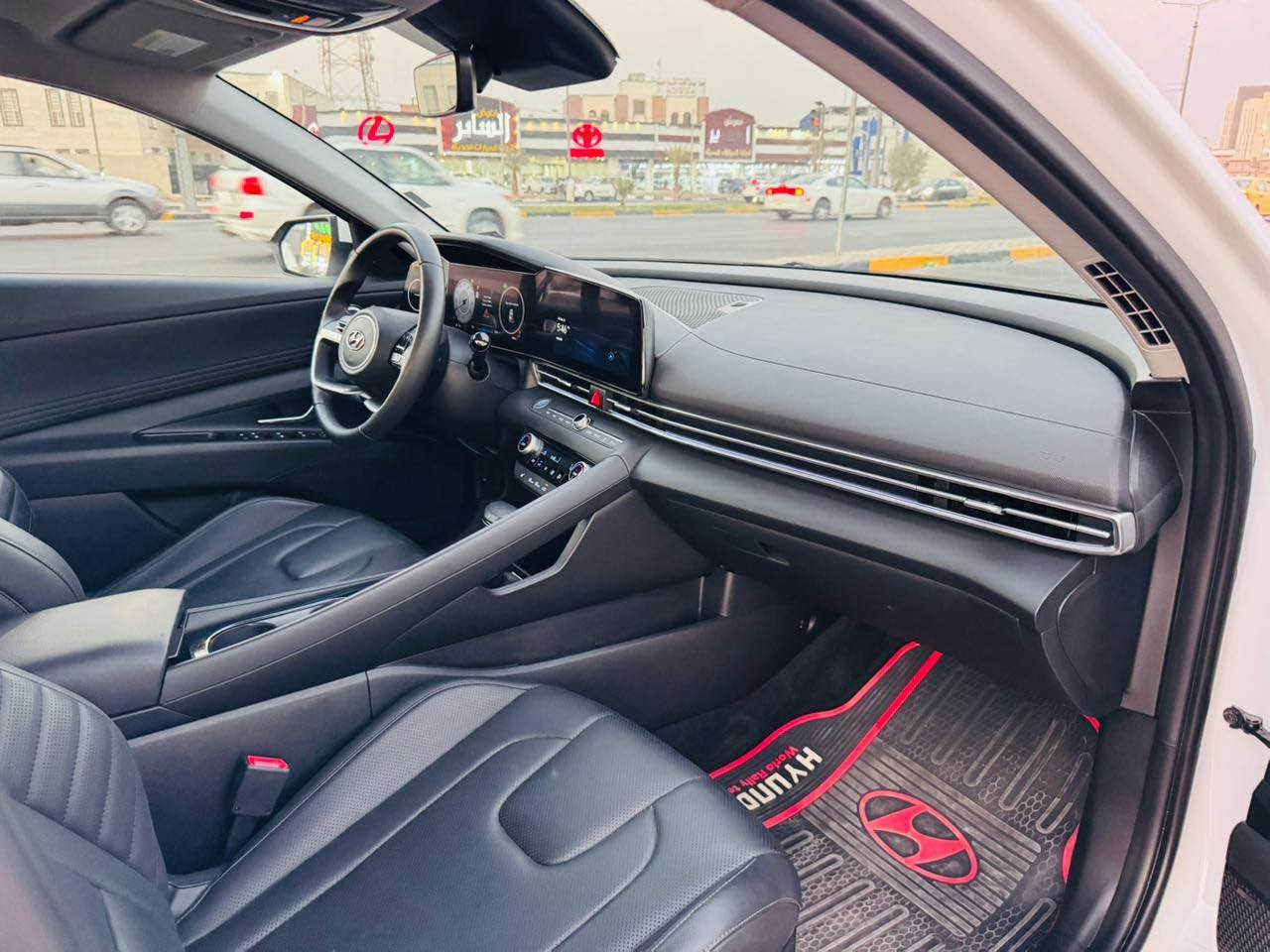 سلام عليكم

Hyundai Elantra 2025 

للبيع هيونداي النترا  لمتدد 2025 

السيارة  ماشيه31قابل  للزياده

محرك 4 سلندر 2000 دوش 

السيارة لون ابيض صدفي وارد امريكي 

السيارة حادثها فقط الجاملغ الامامي الايسر ومستبدل اصلي ومرشوش مثبت  وضربه بلبنيد وشغل درجة اولى
وبارد بلمدكر الايسر الخلفي مامصلحه ع وضعها ترجع PDR

ايرباك دركه فقط 
 بدون شاصي 

السيارة فول مواصفات

1-فتحة

2-فول تحكم استيرن

3-شاشة كاملة متصلة وعدادات ديجيتال

4-رادار امامي  مستبدل 📍وخلفي وجانبي (نقاط عمياء)

5-توقف ذاتي

6-لايت امامي وخلفي LED 

7-قيادة ذاتية

8-تحديد مسار

9-درايف مود (Normal,Sport,Smart)

10-اوتو هولد

11-هاند بريك دكمة

12-بصمة ابواب

13-بصمة تشغيل

14-تشغيل عن بعد

15-ابل كاربلاي واندرويد اوتو

16-لد داخلي 

17-شاحنة وايرليس

18-منافذ داخلية يو اس بي وتايب سي

19-كشنات جلد

20-كروس كونترول مثبت سرعة ومحدد سرعة 

21-كامرة خلفية دوارة

22-كشنات تدفئة

23-التبريد ايضاً بي شاشة

السيارة فول مواصفات ومناقصها اي شي كلشي بيها كامل  ماعده برمجيات الرادر

السيارة مرقه رقم الماني (معوقين بصره) وكاله

المعوق ولد شاب 

سعر 155$وبيها مجال قليل

مكاني البصره حي الاصدقاء

***********

اللي يشوف السعر غالي لا يتصل رجاءاً

 ❤️ البصرة, العراق

نص مكتوب في الصور:
- 1 من 12
- HD