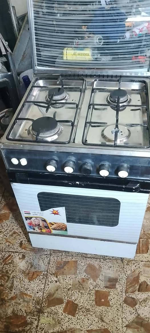 *********** وتساب متوفر ماسنجرغارض بيت نضيفهه كلش سعار مناسبه الشراي يسحب الصوره يتفضل خاص توصيل بغداد فقط المحافضات الحد يدخل بغداد فقط فحص امام المنوب ذا مه يعجبكم عادي يرجع السعار بيها مجال

نص مكتوب في الصور:
- ١ of ٩ حسوني ابو علوش منذ ٦ ساعات تعليق واحد ١ أعجبني تعليق مشاركة