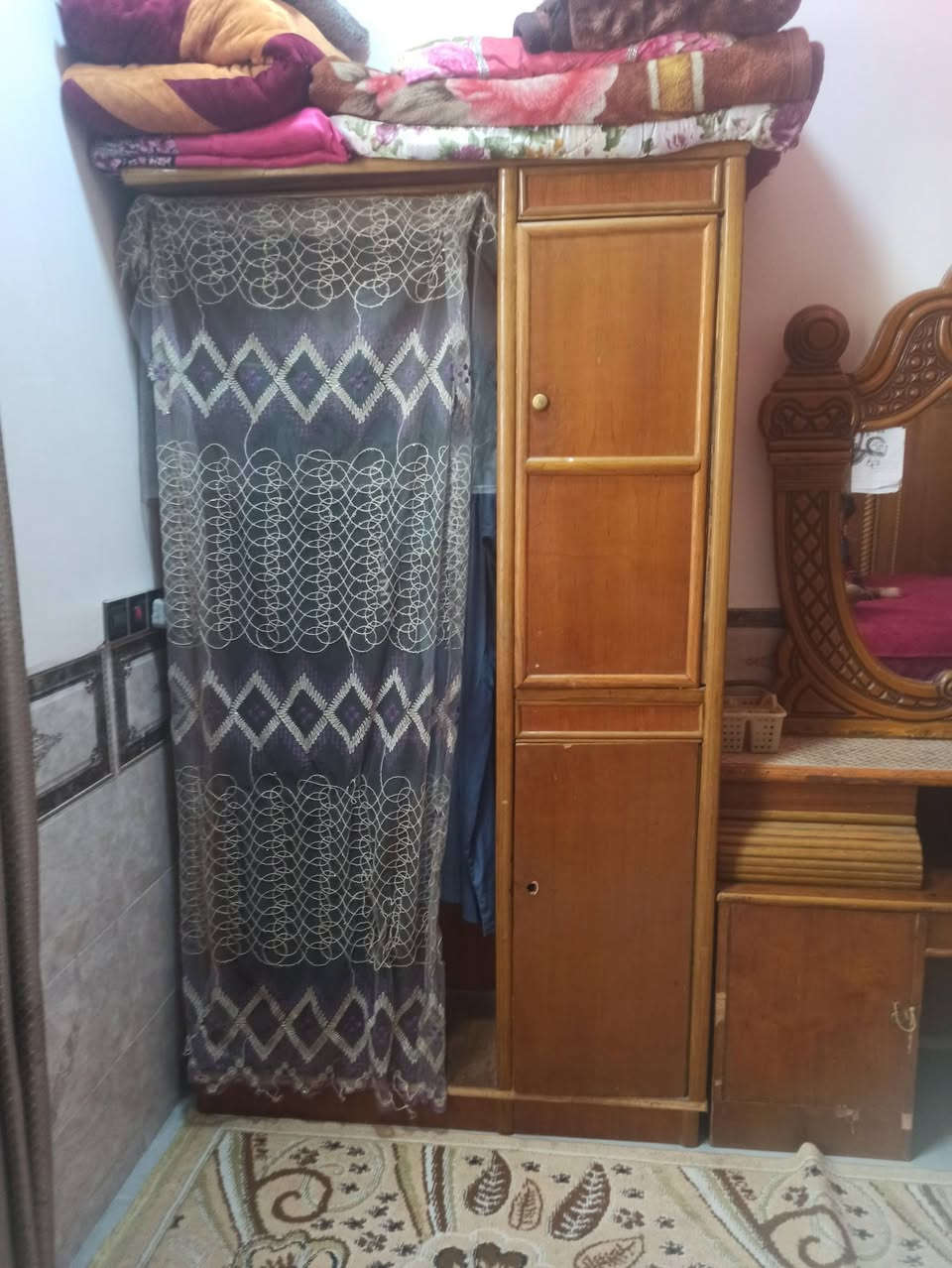 غرفة نوم • ٤ قطع • للبيع