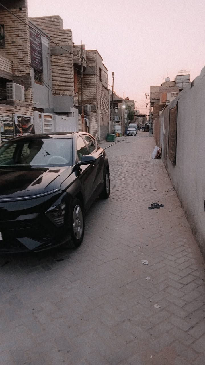 السلام عليكم 
لبيع فقط بيع 

كونا موديل 2024 وارد امريكي

دخول جديد 

بدون رقم  بغداد سنويه باسمي
 ماشيه ٢٠ لف

ضرر السيارة جاملغ وبنيد مبدل

جاملغ امامي الايسر مصلح ومصبوغ

 داخل الجاملغ هم مصلح  من الداخل 
وصور الحادث بل منشور

مواصفات السياره تحكم استيرن جهتين

شاشه كبيره كامره دوار

تحديد مسار تشغيل عن بعد

لد خلفي وامامي الايد زنون

سايد بريك كهرباء ابواب بصمه درحيب

كشنات تدفئه رادارات جانبيه وخلفي امامي

توويل حجم المحرك 2000 دوش

السعر 138وبيه مجال بسيط  للطيبين

مكان السياره بغداد الغدير  ساحه ميسلون 

اتصال على هذا الرقم 
***********
***********
الحاج ابو رضا

