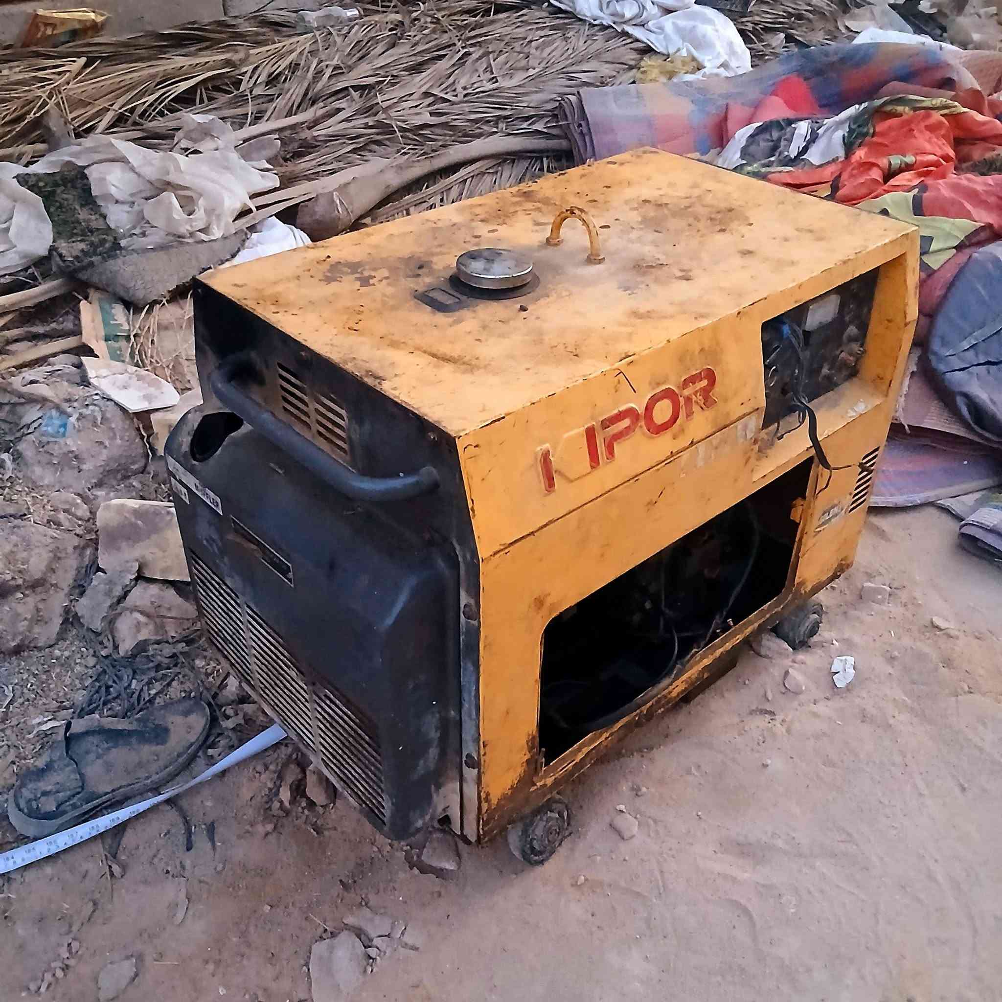 مولده ٢٠امبير كامه للبيع سعره ٥٥٠ 
وبيه مجال رقمي *********** مكانه نجف مشخاب
