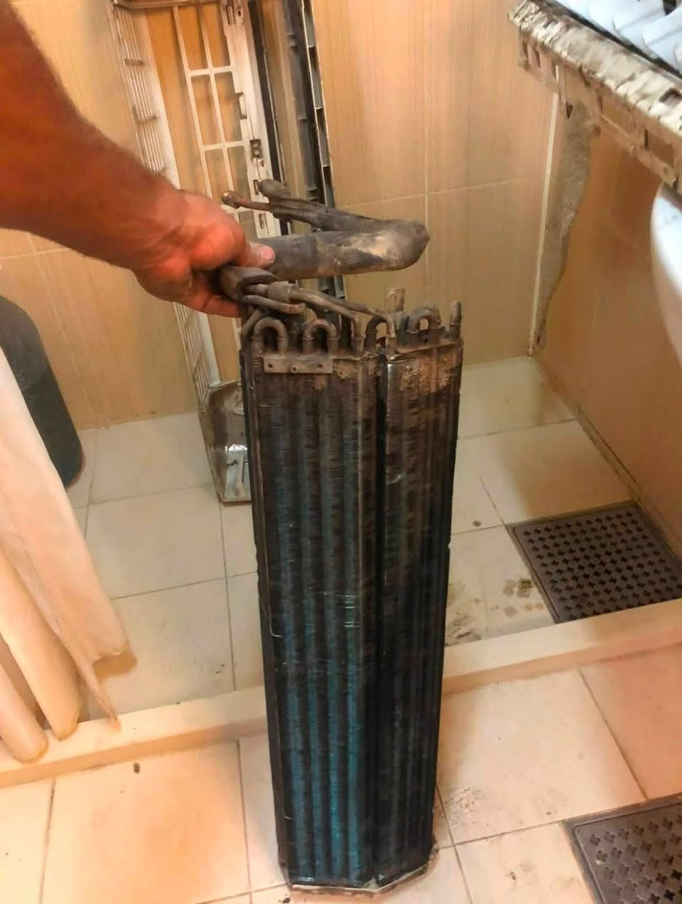 🔧 كل ما تحتاجه لشقتك... في مكان واحد!
نقدم لكم خدمات متكاملة بأعلى جودة وأسعار مناسبة، مع الالتزام بالمواعيد والدقة في التنفيذ:

✅ نصب وصيانة جميع أنواع السبالت
✅ فتح وشد وصيانة السبالت
✅ تبديل وصيانة السخانات
✅ نصب وشد كاميرات المراقبة
✅ صيانة الصحيات وتمديداتها
✅ صبغ الشقق بأفضل التشطيبات
✅ تنفيذ جميع أعمال الديكور
✅ إضافة النقاط الكهربائية والتعديلات المنزلية
✅ فتح وشد الكاونترات وصيانتها
✅ توفير وتركيب أقفال وكيلونات وأغراض بسماية الأصلية
✅ تقديم محجر 
⭐ جودة في العمل • سرعة في الإنجاز • أسعار منافسة • ضمان على التنفيذ

📞 للحجز والاستفسار:
***********5
