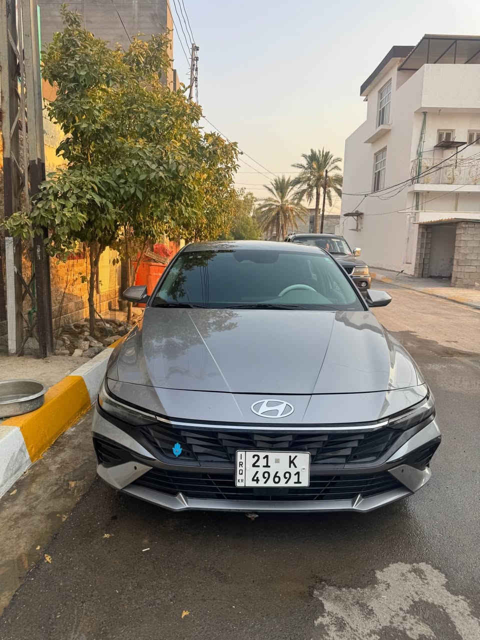 النترا وارد امريكي موديل 24 مواصفات se يعني سويج مو بصمه حادثه من امريكا بونيد فقط 
صارت بيه ضربه بجاملغ الأمامي تم تبديله ايرباك سترين فقط وراجع سستم 
بيه صبغ بلدوسه شبر فقط 
سياره جديده وما متعوبه نضافته فول 
للتواصل واتساب او اتصال *********** 
سعره 140$ بغداد, العراق
