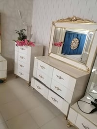 غرفة نوم • للبيع