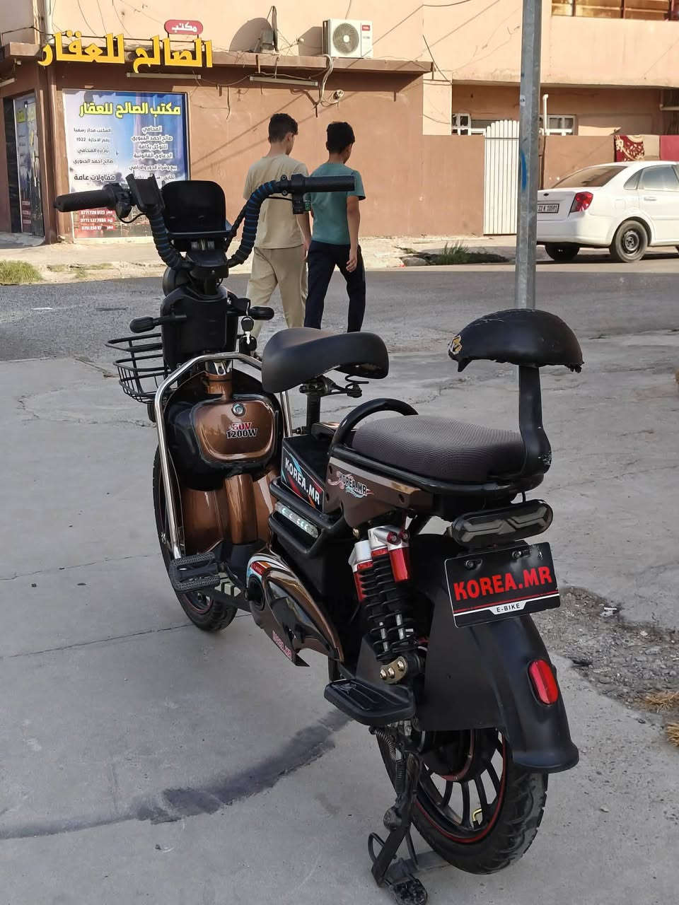 ماطور شحن حجم 20 للبيع 5بطاريات 0770
اشاير يمين ويسار ✅ 
بلوتوث ✅ 
هورن اصلي✅
سويج وبصمة ✅ 
4 نمر ✅
سرعة 55 حقيقي✅
لايت ✅ 
شاشة دي جي تال✅
نشرات الوان ✅ 
دبل إشارة ✅ 
مكاني موصل الأيسر حي التحرير قرب جامع ال البيت السعر 230 وبي مجال للاستفسار ع رقم ***********
