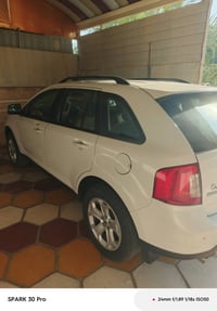 فورد ايدج خليجي شركة نيفا مكفولة من صبغ بس ضربه بسيطة باب السائق موجود...