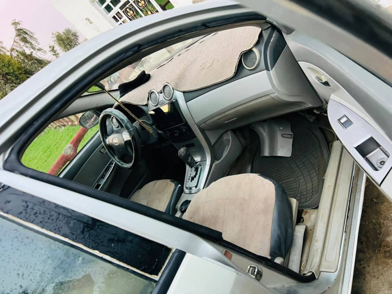 سلام عليكم بيوايدي مديل 13 بسمي سنوية 31 محورة كير ومحرك كورلة نحلة بصمة فتحة سقف كامرة شاشة لكشر بي جراد رقم مثنى بسمي مكان سيارة ديالى بلدروز سعر 33 وبيهة مجال بصيط ***********
