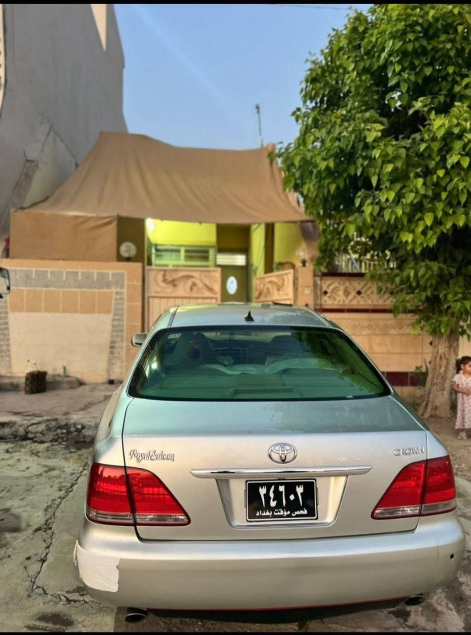 سەرەتا بەناوی خوایگەوەر
شاهینە 2005 موس 
182
 بۆیاخی نیە جگەلە شوێن موسەکان
2 دوگمە 
کۆدیشی بۆکراوە بەناوی خۆمانەوەیە
سعری58 و مەعامەلە
شۆین کەلار 
تکایە بەس جوابی تەلەفون ئەدەینۆ
***********
