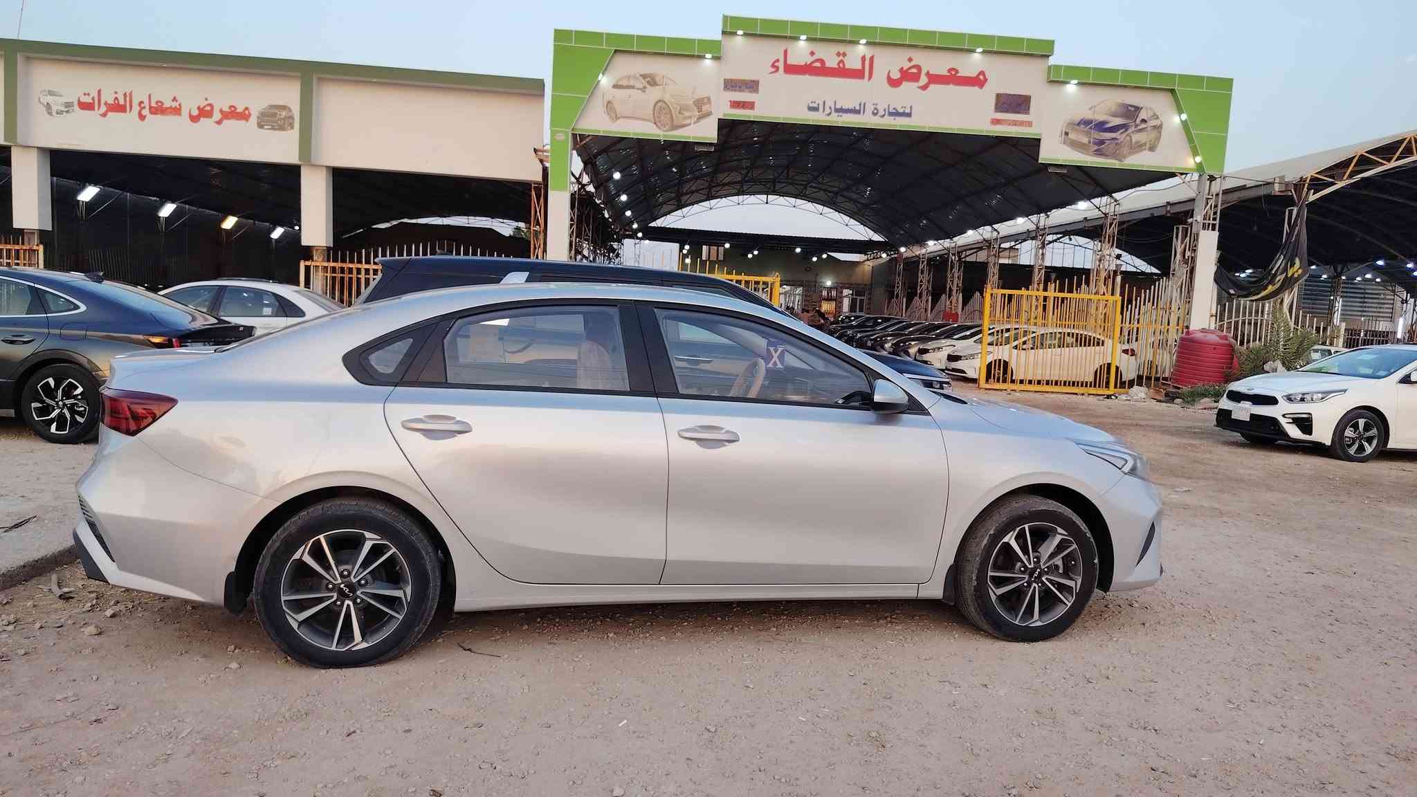 سيراتو رقم شهداء مثنى وكالة عامه خليجي ٢٤ شاشة تحكم حساس خلفي سيارة نظيفه
***********
السعر ١٦٠ او بيها مجال

