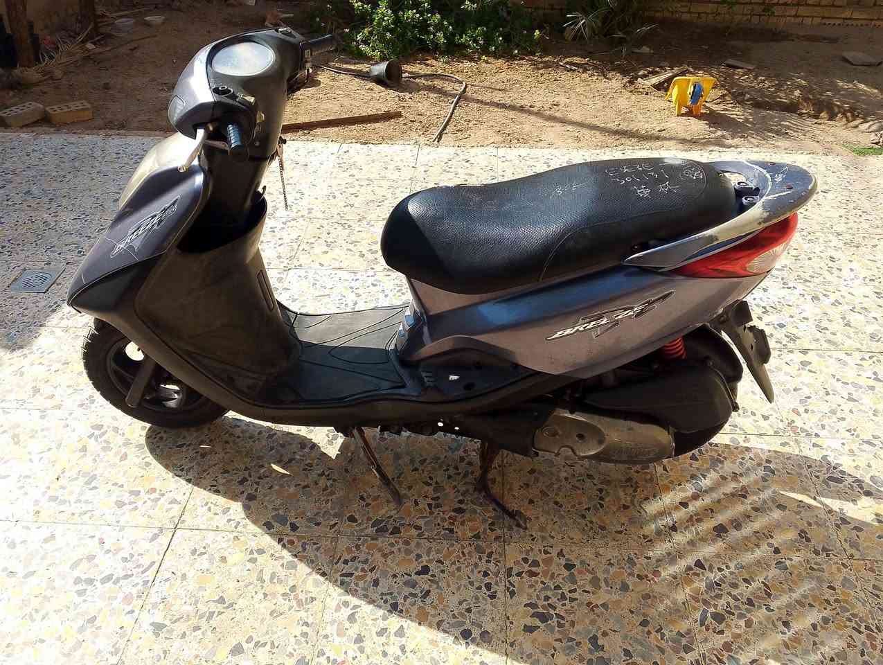 بريز فحل نوزل خطين رمبه مكفوله 
سعرها مليون 
مكاني العبيدي ***********
