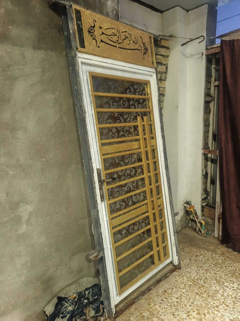 اباب ديوانيه درجه الاوله البيع كامل حتا جام ابي على هاذ رقم ***********
