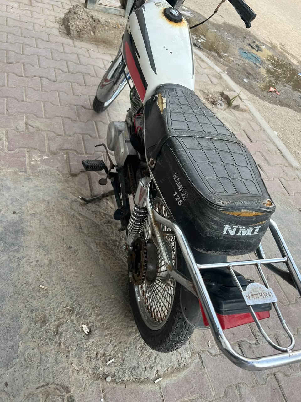 تايكر • نضيفه • مفتوحه