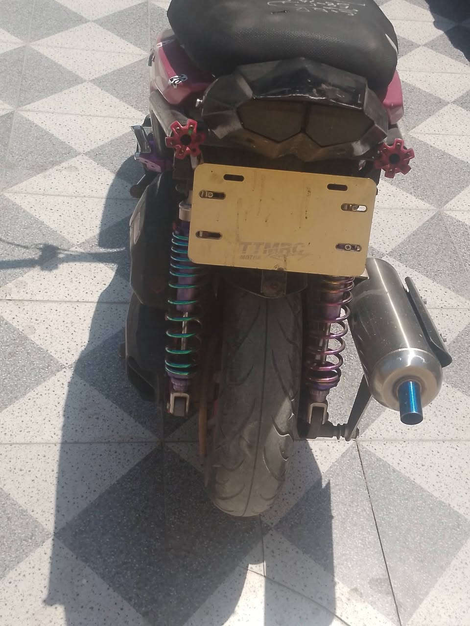 دراجه سكنز جبلي بيهه هواي تزويد  كله اصلي عل بلاد مال جناي للبيع مكاني واسط النعمانية شراي ينتصل ويدلل ***********
