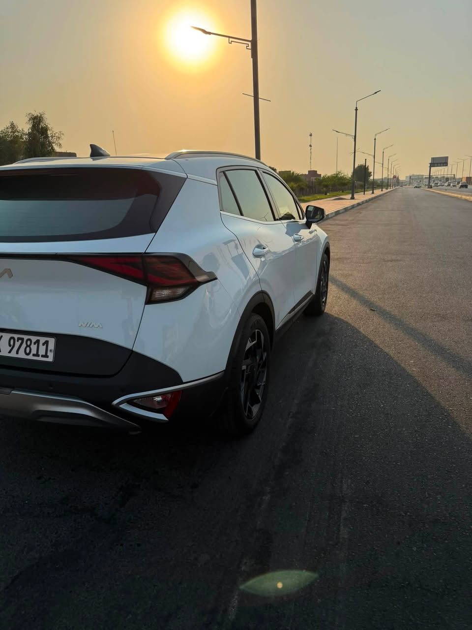 السلام عليكم 
كيا سبورتاج 2025 خليجي
فول مواصفات ما عده الفتحه 
ماشيه 24000km
بيهة باب صفحة العبري الخلفي بي طخة موضحة بلصور بارد الكشنان الئمامي كهرباء + تتفة شفتات استيرن 4وضعيات قيادة سايد ابريك بصمة 
اوتو هولد كامرة دوارة لايت لد بك لايت لد 
مكينة 2000 دوش ويل 19 شاشة منتصل دجتل 
السعر 212 وبيهة مجال قليل
امكان السيارة البصرة مقابل صناعية حمدان
الهاتف ***********
