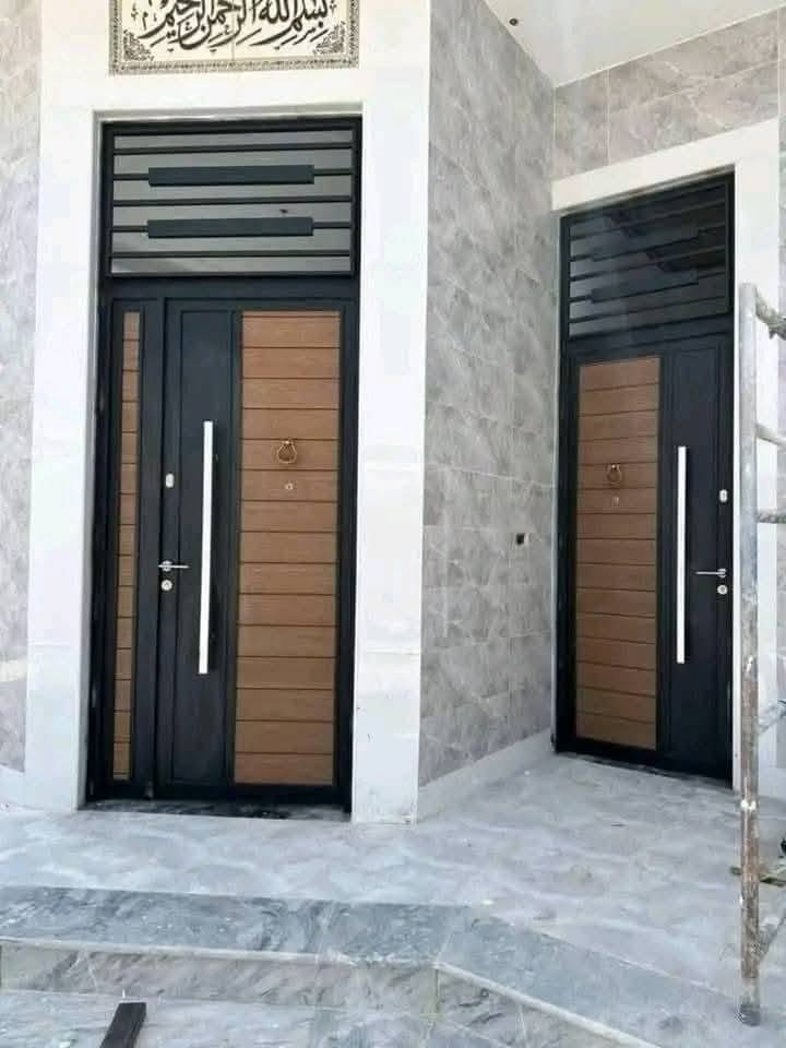 يا لله مستعدون لعمل جميع انواع الحداده من باب وشباك وسقايف وكلشي يخص الحداده وسندويج بنل  لباقي الاستفسارات مراسله الصفحه او الاتصال على الرقم ***********
