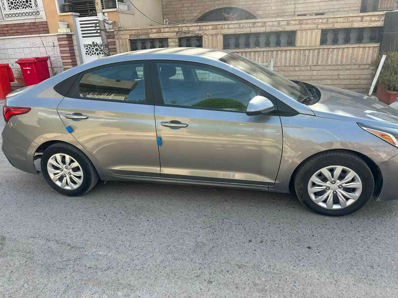 اكسنت 2021
امريكي / محرك 1600 دوش
كير مكينه / كفاله عامه 
مكان بغداد رقم اربيل  تريد تحويل وكاله جاهز
تبريد ثلج حادثهه جامغ وراجع نفسه وبنيد
وبية طخه من ورى بدون تبديل   
سياره ماشيه / 80 
السياره كامله من كل نواحي 
السعر المطلوب110 وبيه مجال 
للتواصل ‪***********
