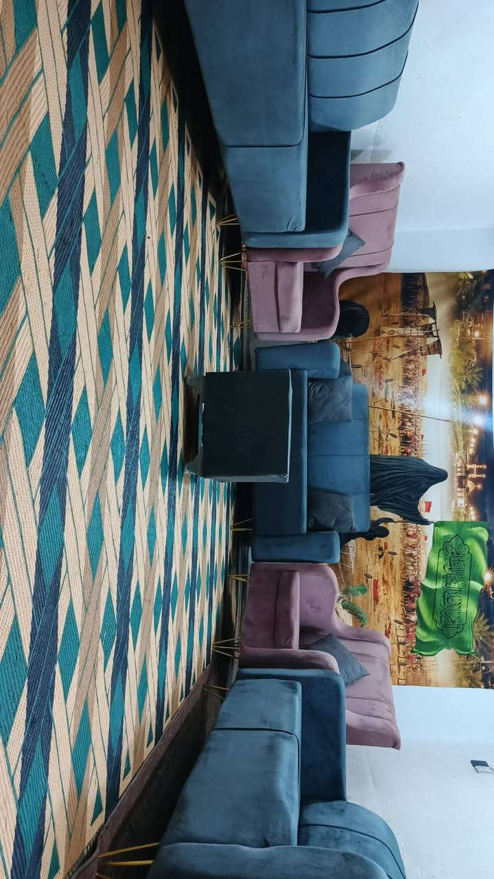 تخم 10مقاعد اخو الجديد استخدام قليل اي ضررمابي نضيف جد شرط النظافه سعره 250يوجد توصيل داخل كربلاء ***********
