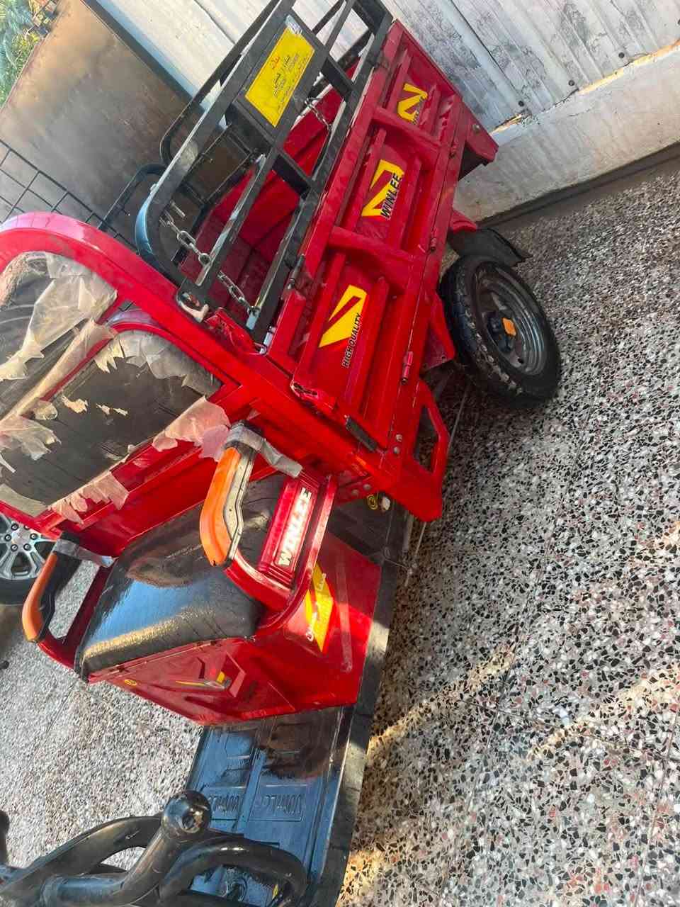 ستوتة شحن نوع WINLEE  موديل 24
6 بطارياات جديدة عل فحص شرط 
نضيفة 
السعرر 900 الف بس وبيهة مجال حك الجية 
العنوان بغداد / العامرية 
رقمي ***********
