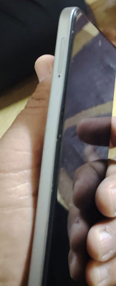 السلام عليكم اتفنكس هوت 50 ذاكرة 256رام12 معالج G100 جهاز نضيف شرط 
 160بي مجال
