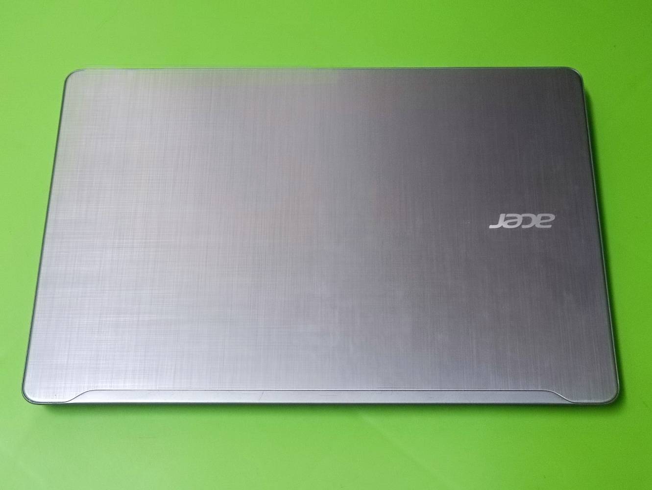 Acer Aspire F5-522 • رام ٨ جيجا • بطارية ١٠-٢٠ دقيقة