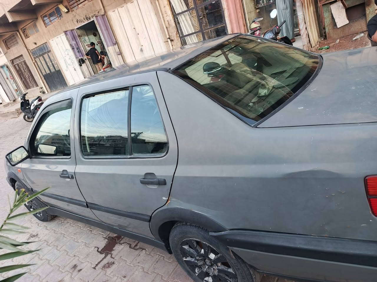 سلام عليكم كولف فنتو موديل 92 المكينه كايمه كير صدر كهربائيات كله شغاله سعره 25مستعجل ع بيعته ***********4  مكانه م الصدر
