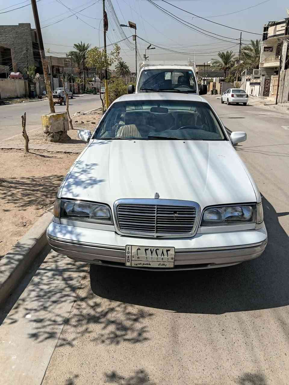 سلام عليكم بروكهام للبيع موديل ٩٦ محرك مسكر جاهزة ما عدا التبريد ٥قطع صبغ رقم بغداد سيارة متعوب عليها العنوان بغداد الكرخ السويب  رقم الهاتف *********** السعر ٤٣ ورقة
