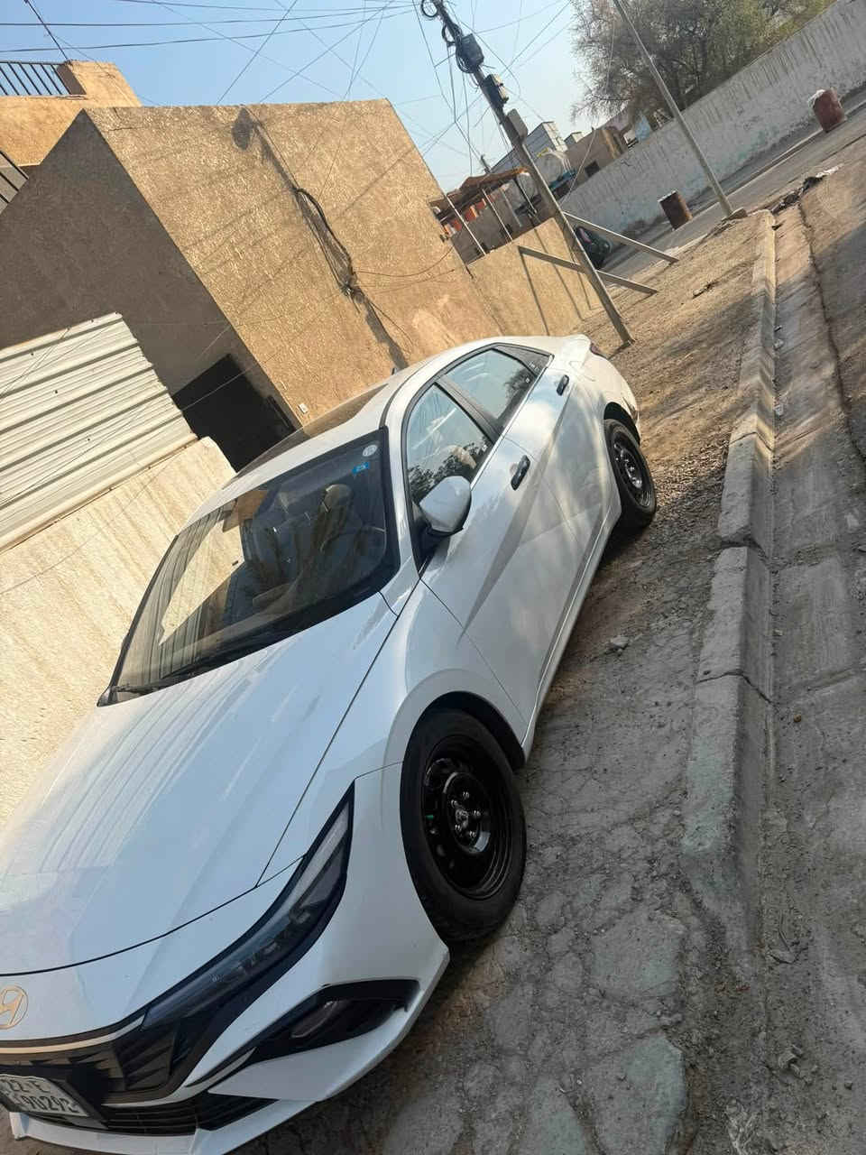 السلام عليكم النترا 2024 خليجي مكفوله فول مواصفات السعر 140 المكان بغداد جميله شارع خير الله الرقم ***********
