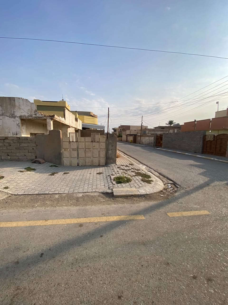 دار سكنية • ركن الحي العصري • ٣٠٠م