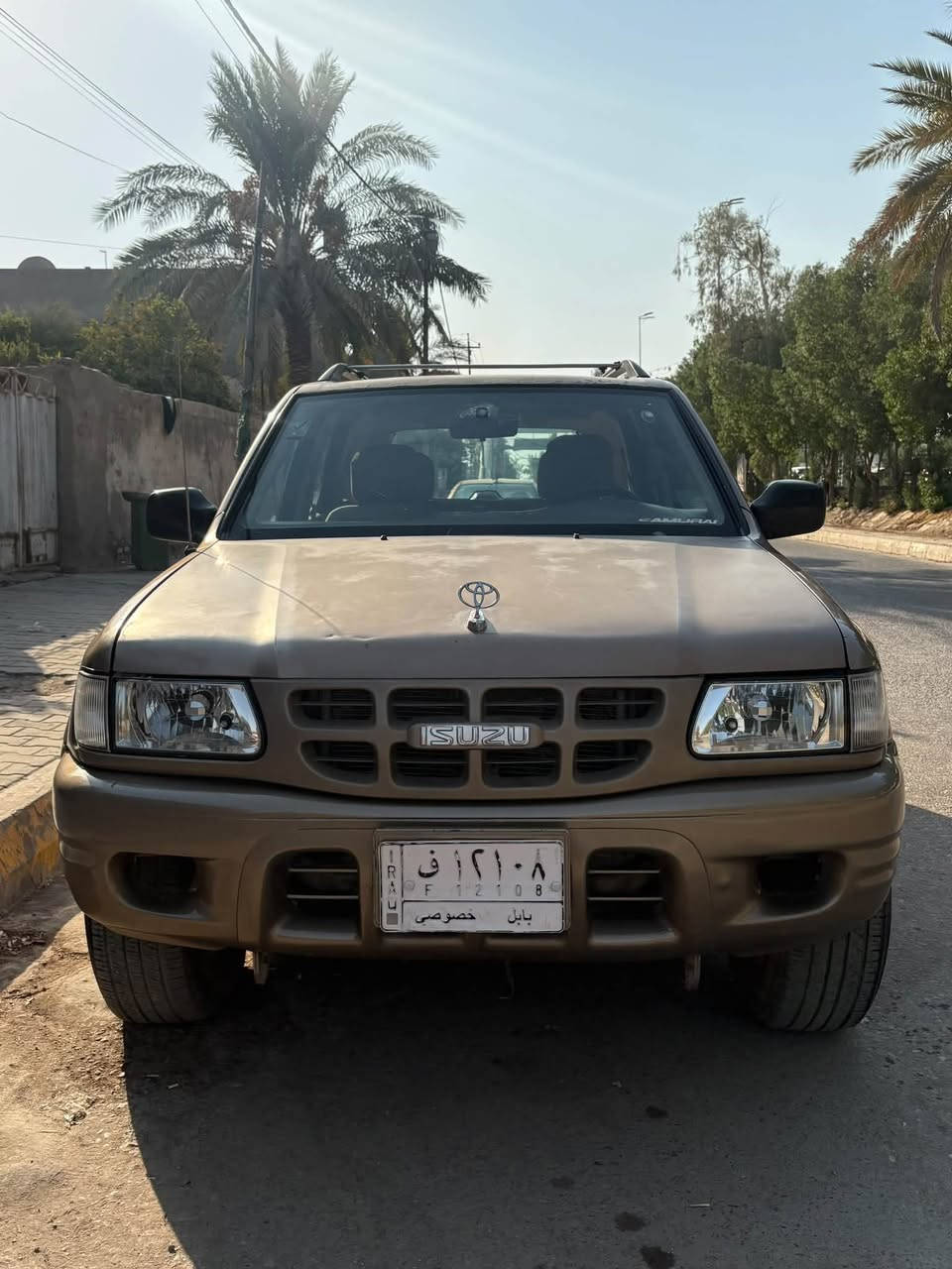 السلام عليكم
ازوزه روديوً  موديل 2000

محور مكينه وكير ونجي 6سلندر 

رقم بابل ب اسمي السياره 

تبريد شغال ..شاشه 

السعر 50 وبيها مجال   مكاني  -  الحلة 

الاستفسار  ***********   __***********
