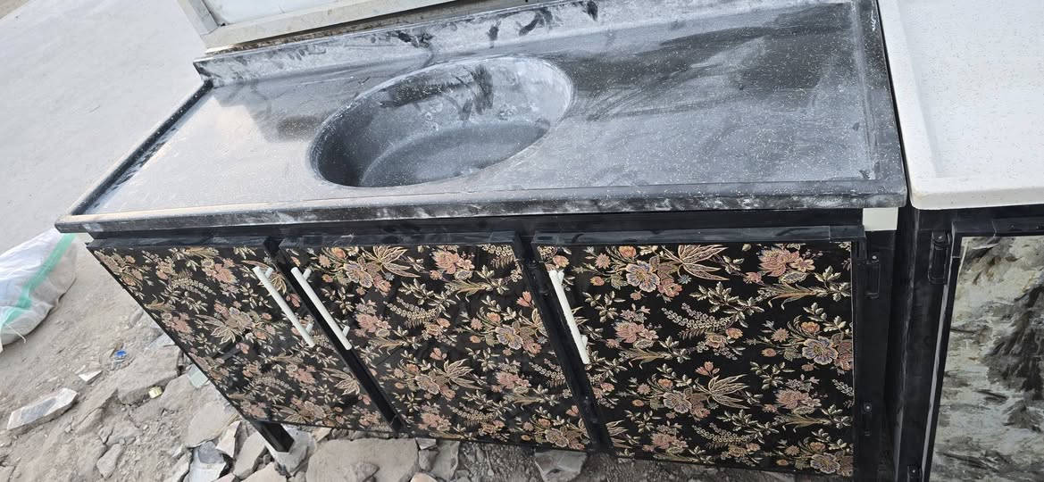 سنوكة وكاونترات جديد ومستخدم
عنوان
شطرة الحولي فرع محطة الكهرباء الجديدة مقابيل حسينية حامي الشمال((نبي الرحمة)) داخل الساحة***********
