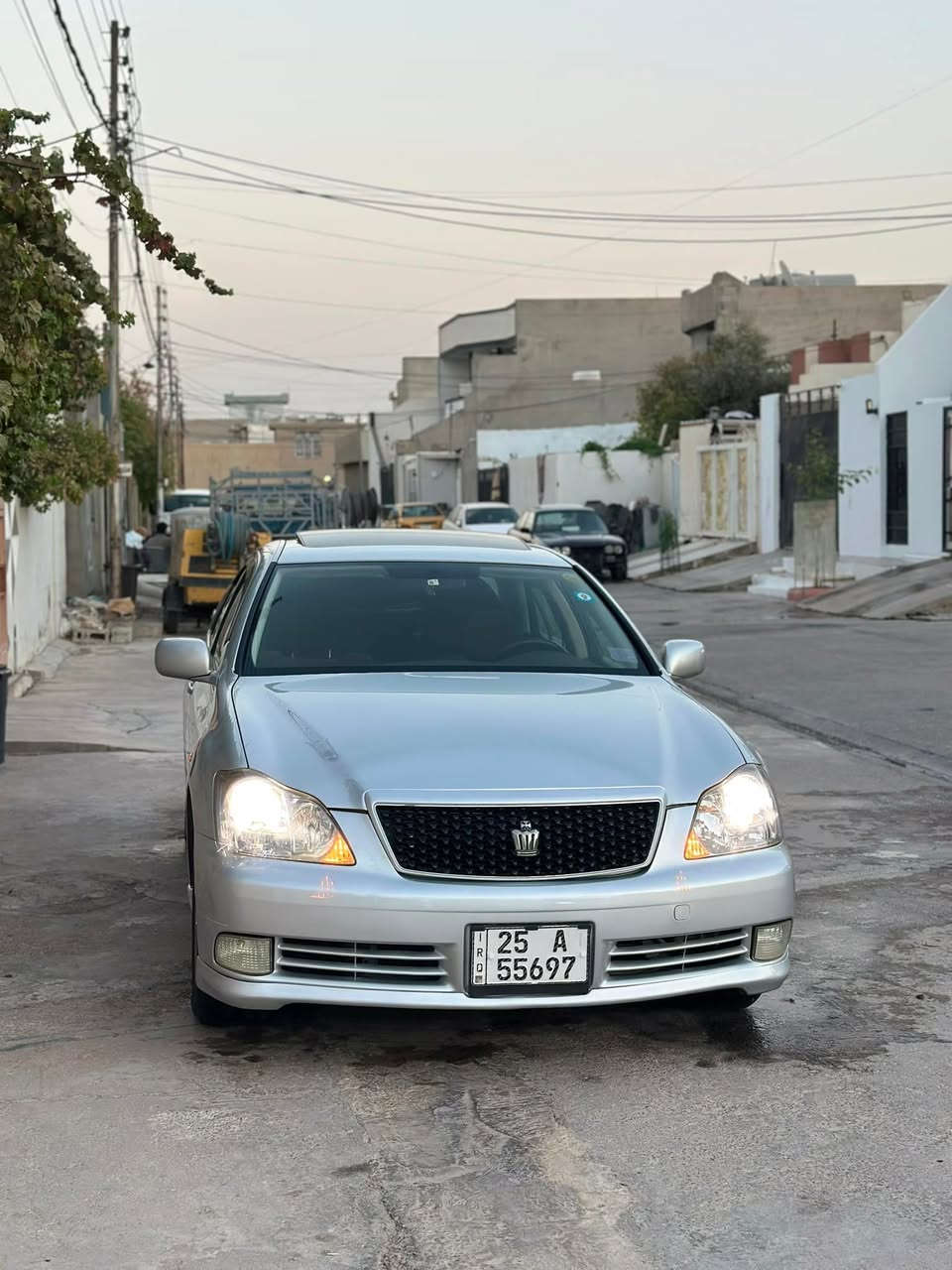 سلام عليكم للبيع شاهينه قرار ١٠٢ موديل ٢٠٠٥
٣دكم سياره كفاله عامه يابان وعراق 
رقم كركوك باسمي 
كير مكينه بشرط بدون عيب 
تبريد بشرط 
عنوان كركوك 
سياره سلايد شاصي ٨٠
سعر ١٤٠ بيها مجال بسيط 
***********
