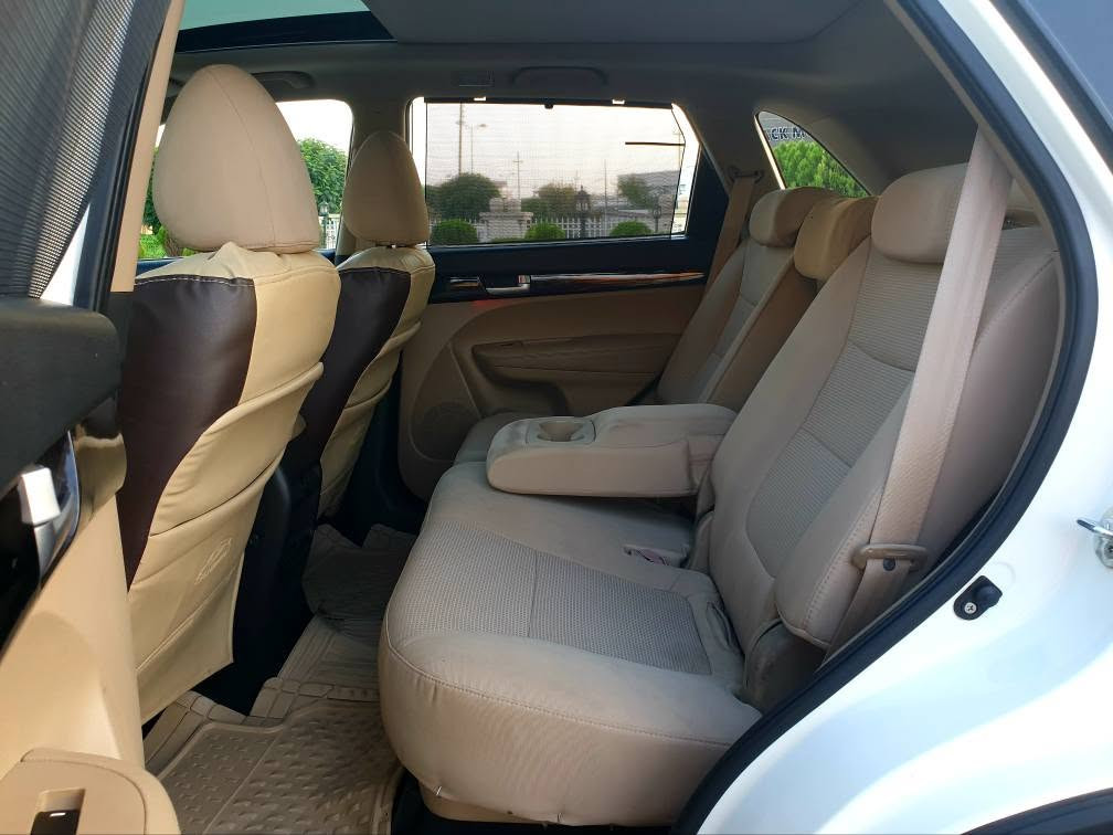 KIA SORENTO 

مودیل 2014 

صفر شرکە بخیت اربیل
المسافة المقطوعة 88 کم ماوەی ڕۆیشتن
فول مواصفات
بانوراما
بدون ضربة فقط تبدیل ۱۰ قطعات بالاسود
بێ لێدران تەنها ۱۰ پارچەی ڕەشە لەسەر ساغە 

بلاجکتور
5 ویلکپ مقاس 18
ایرباک بەشەرت
طخم تایرات جدیدە
محرک DOHE
محرک مامفتوح بشرط
مەکینەی بێ عەیبە و نەکراوەتەوە
دبل گێر 6 نمرە
اشایر بالمرایە
ئاوێنە ئیشارەت
پەردە بیلادی
تبرید مرکزی
مرایە شفت
ئاوێنە شەفت
لایت ئوتو
تبرید لمس
ABS
حساس بلادی
کامیرا و شاشە
تحکمات ستیرن فول
سوکان ڤۆلیۆم
السیارە جاهزە من کل نواحی 

سعر : 140 ورقە و مجال 

مکان السیارە : اربیل
ڕقم و سنوی و هزە و فحص جدید 

***********
واتساب + فایبر أربيل, العراق
