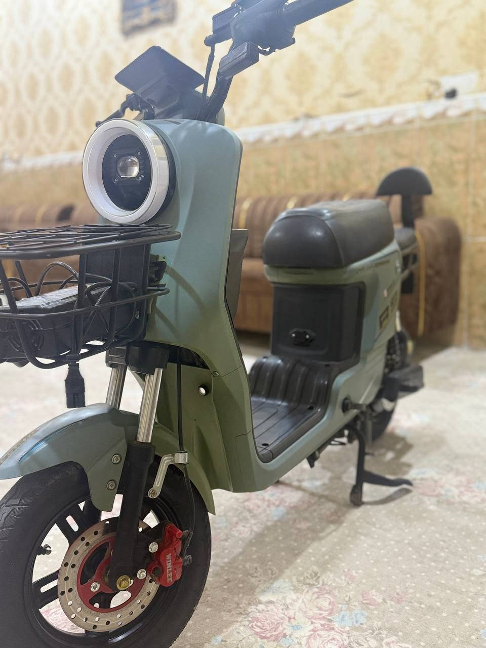 R9 • نظيفه • تحتاج بطاريات