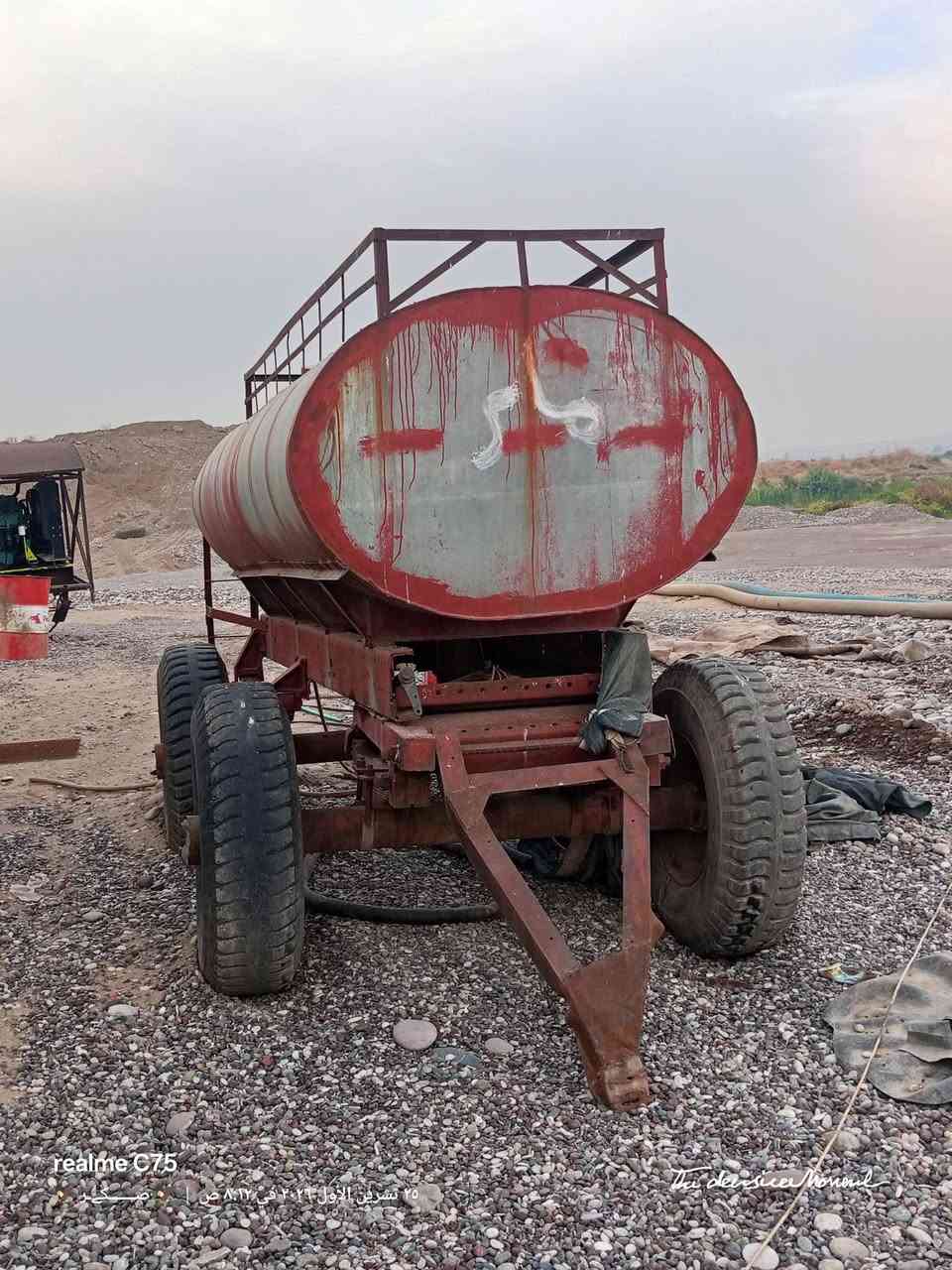 مقطورة • للبيع
