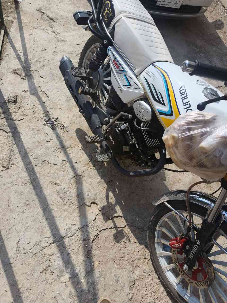 للتواصل • بدون وصف
