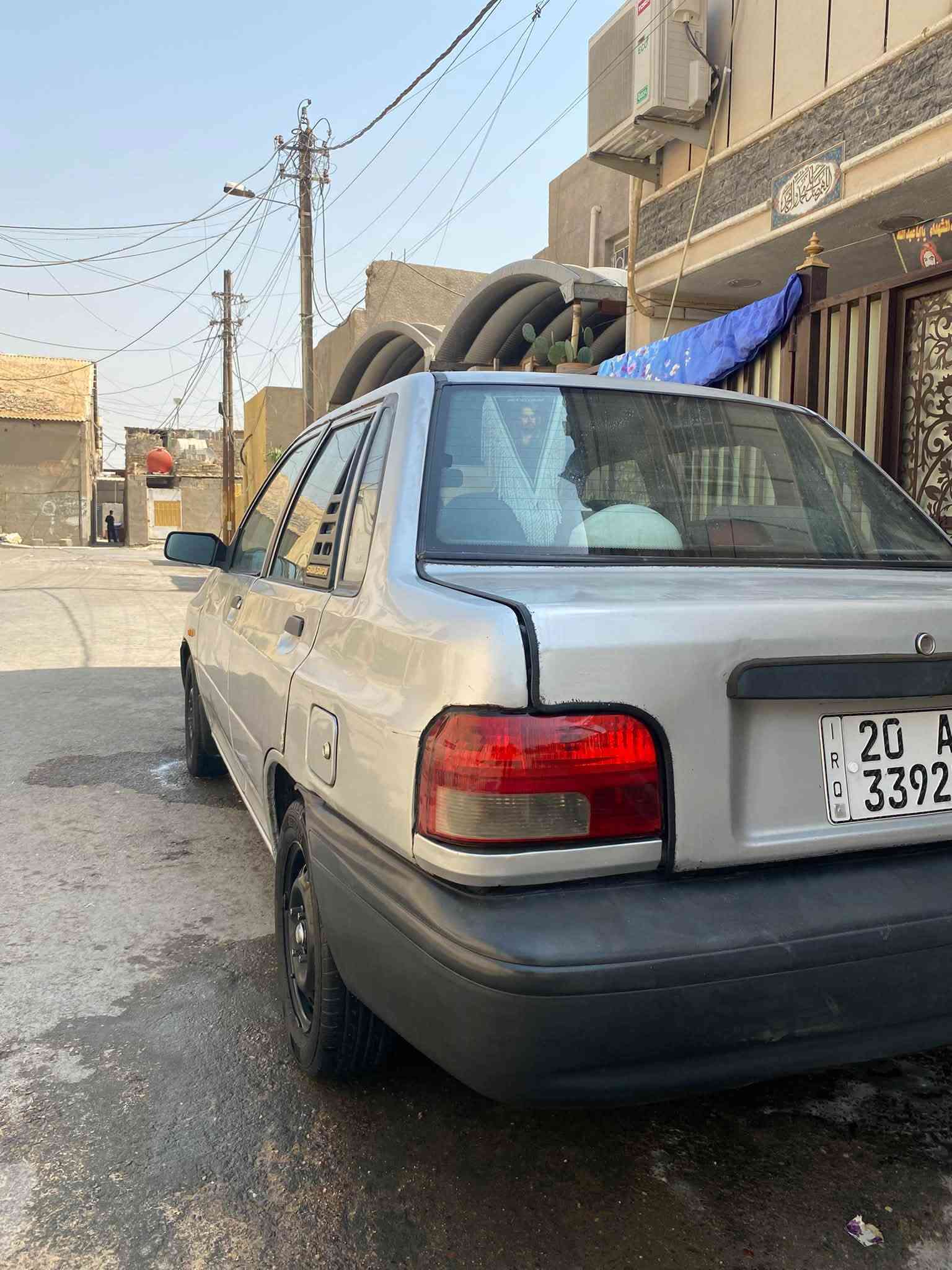 سلام عليكم للبيع سايبه رصاصي موديل ٢٠١٢ سياره مناقصها شي تخم تاير جديد عبوه او تانكي جديد ونزلات جديده او بلكات جديد سياره خير من الله تبريت مالها يرادله غاز فقط سياره كفلك كير و مكينه او شواصي البدي الخارجي بي ملاحضاتال٣٧ وبيها مجال للشراي مكان سياره بغداد الزعفرانيه رقم الهاتف ***********
