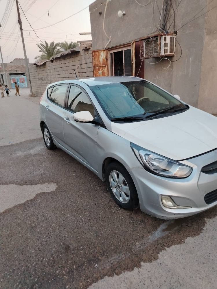 اكسنت ٢٠١٣ • حادثه دعاميه • وارد امريكي