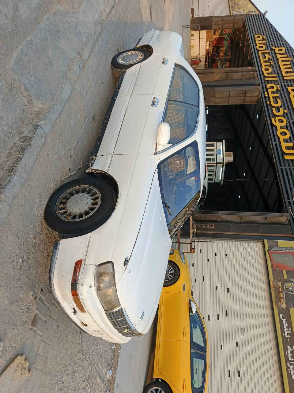السلام عليكم
مستعجل على البيع بسبب ظرف حرج حماكم الله من كل سوء ،

بطه متصل موديل 1993 السيارة مكينه وكير بحالة يدة ،حدادية جديده ، تخم تاير جديد كهربائيات كلها شغالة، سيارة على ايدي يبسبب الحاجة اريد ابيعها بيها كصة تكم خلفية فقط رقم نجف ومالكها بالنجف سعرها 29 وبيها مجال عليها غرامات تنزل من سعرها .

للإستفسار ***********
