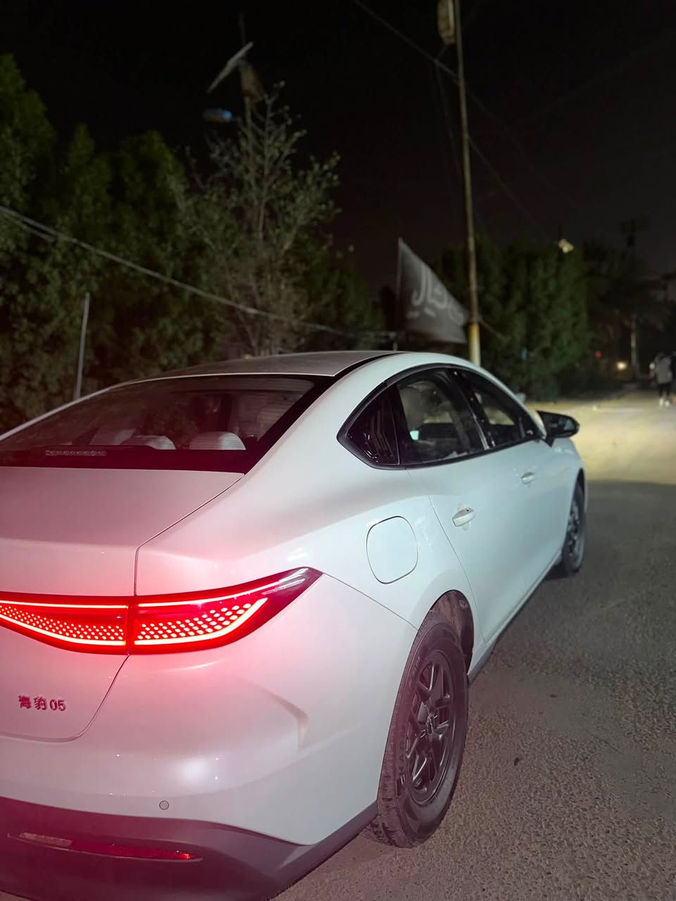 سيل فايف زيرو ماشية فقط 800 كيلو كامل ملحقات بصمة وكارت ولوحات وسنوية ارضيات حوضيه بيها ملاحضات بسيطة موضحه بل صوره بلدعامية الامامية 
سعرها 20100 وبيها مجال 
مكاني بغداد الشعلة 
***********
