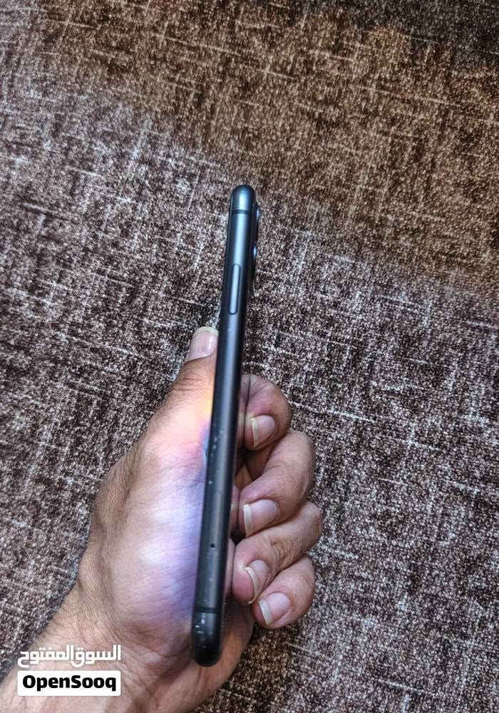 السلام عليكم ايفون ١١ ذاكره ٢٥٦ نضيف ممفتوح ولا مصلح جهاز نضيف استخدام شخصي لون اسود شاحنه ويا فقط للبيع ٢١٠ الف 
واتس اب فقط
***********
