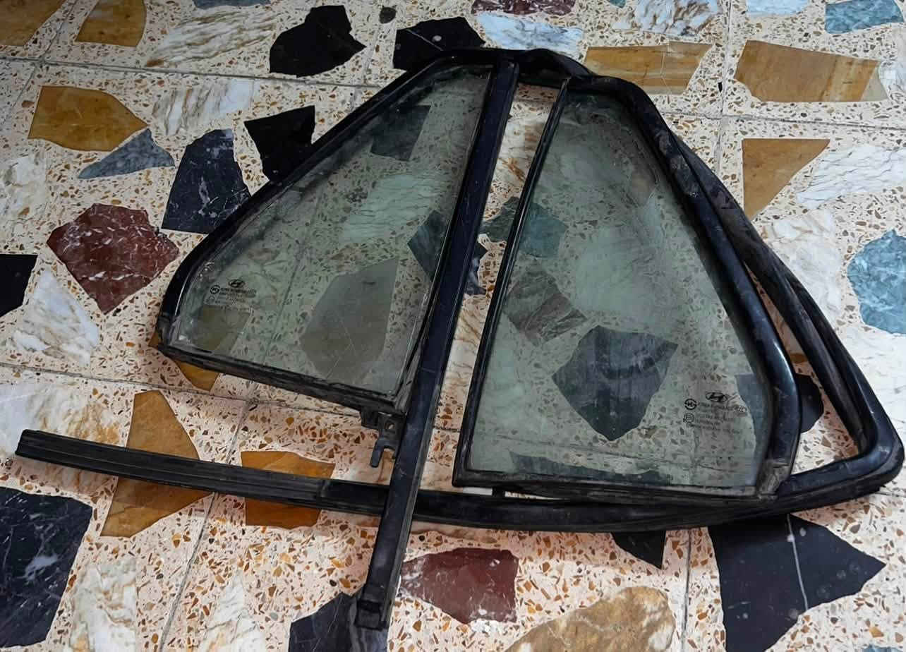 غراض سنتافيا نضيفات 100‎%‎ قاعده فيوزات الرئيسيه خليجي وليس امريكي السعر 300 وبيهن مجال العنوان بغداد البلديات للتواصل خاص او واتساب ***********
